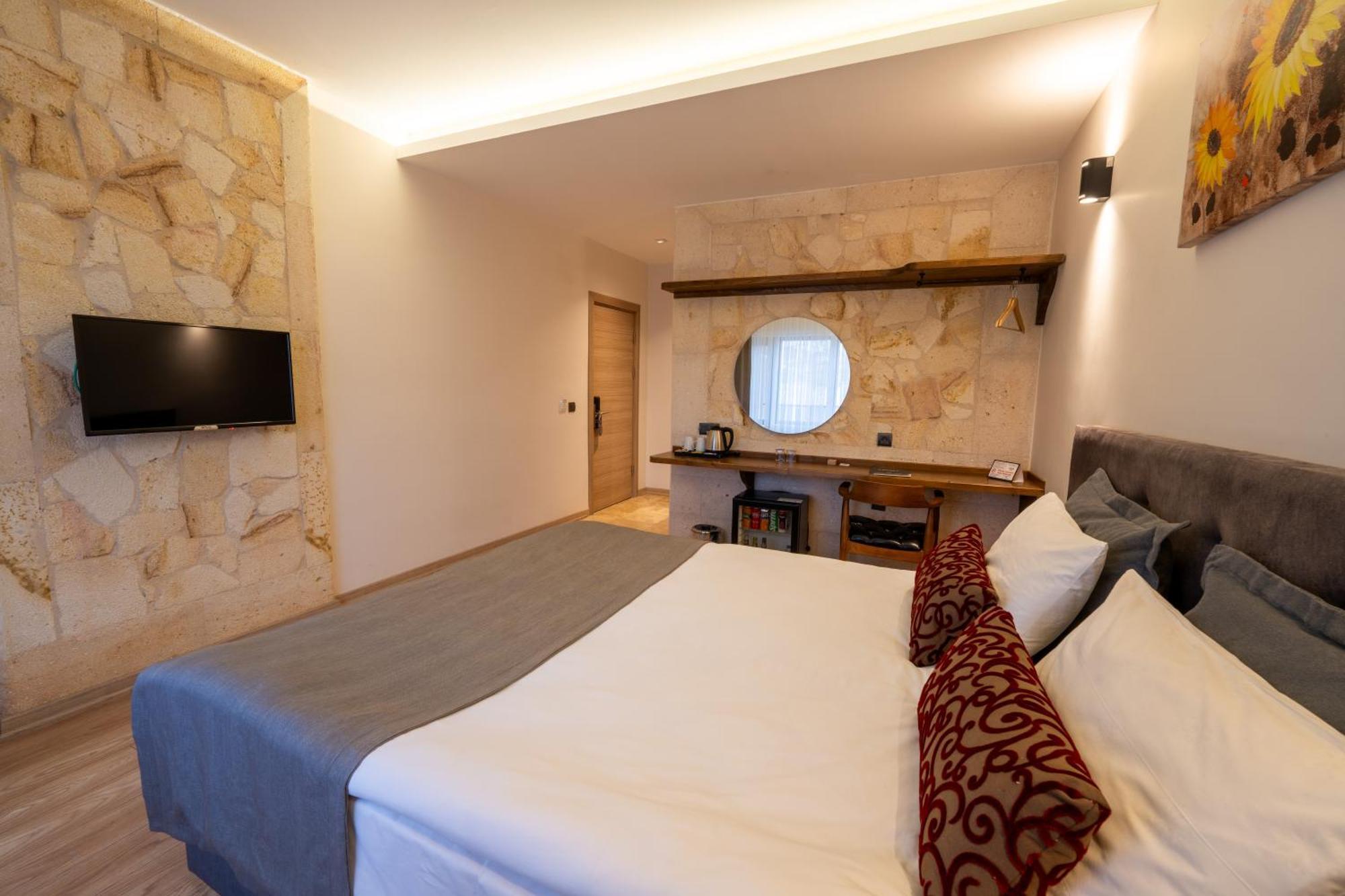 Stones Of Cappadocia Hotel เนฟซิเฮียร์ ภายนอก รูปภาพ