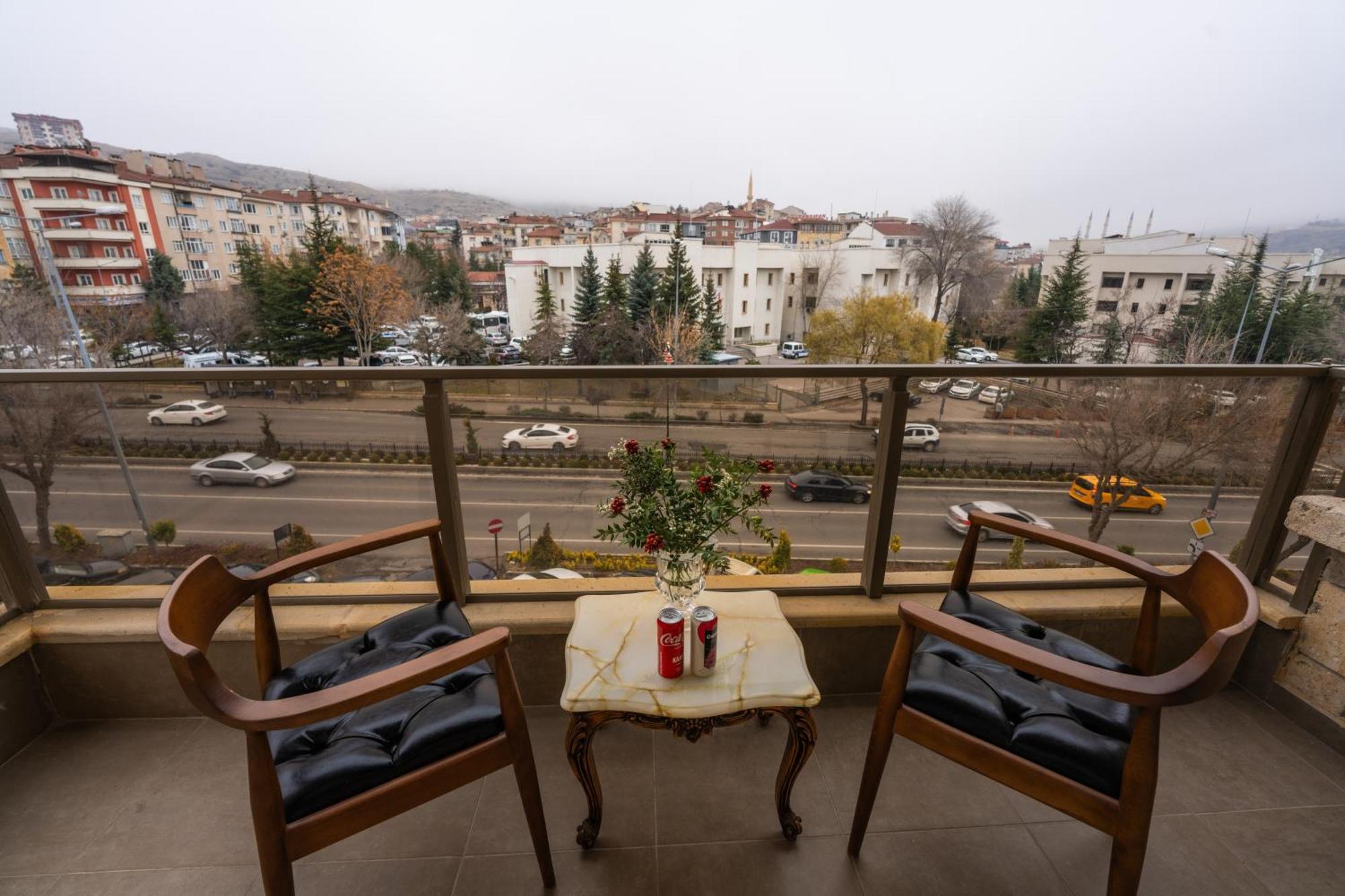 Stones Of Cappadocia Hotel เนฟซิเฮียร์ ภายนอก รูปภาพ