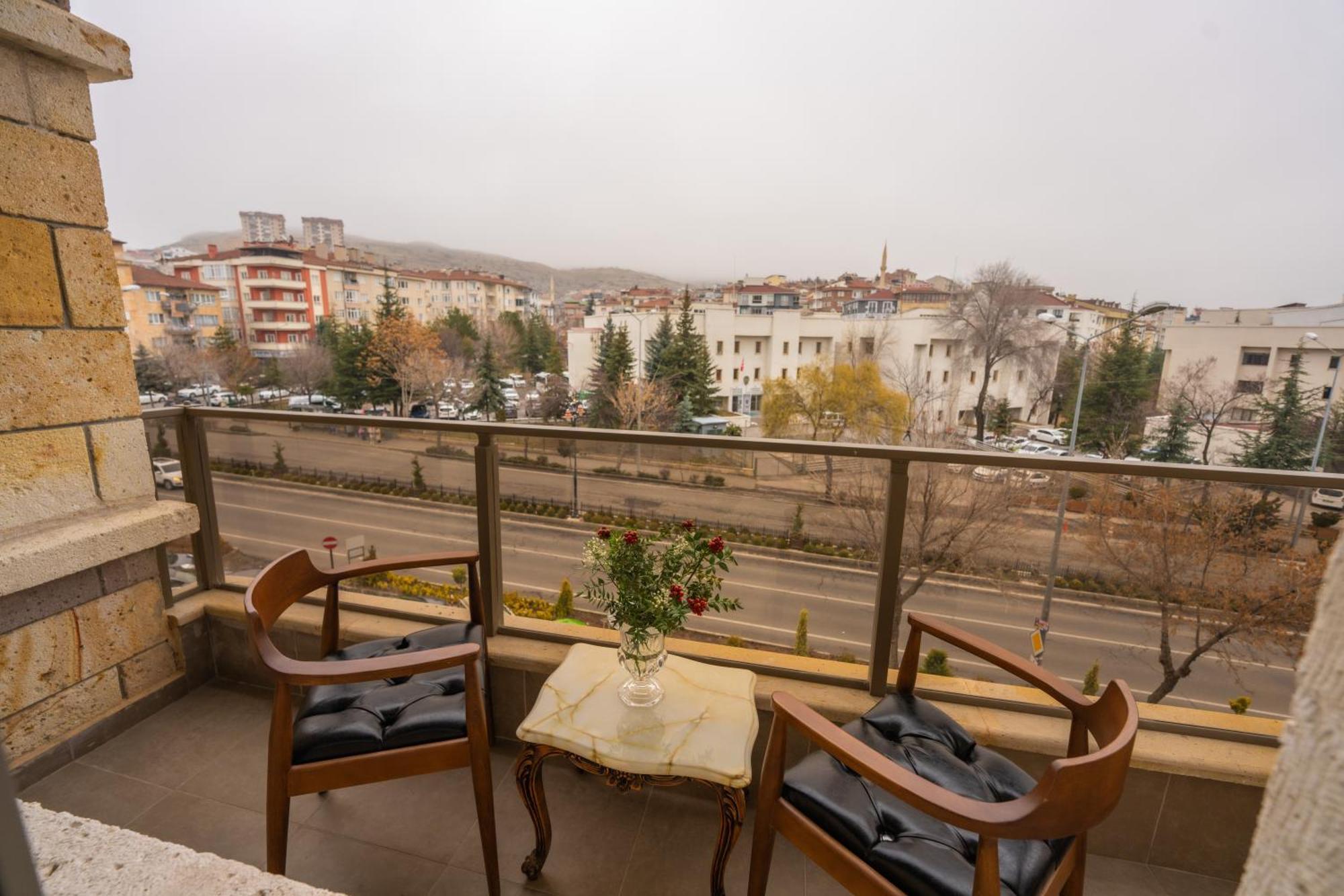 Stones Of Cappadocia Hotel เนฟซิเฮียร์ ภายนอก รูปภาพ
